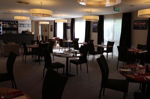 Bairnsdale International - Accommodation Resorts 16