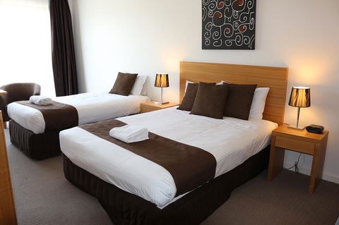 Bairnsdale International - Accommodation Resorts 12