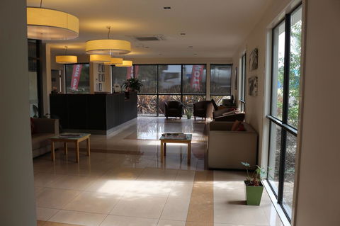 Bairnsdale International - Accommodation Resorts 18