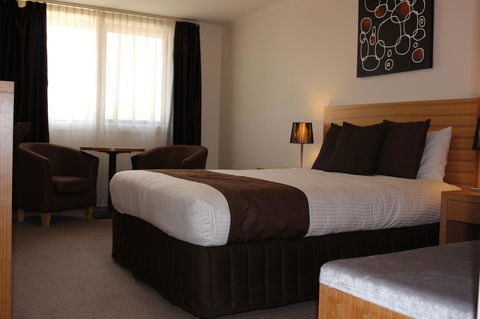 Bairnsdale International - Accommodation Resorts 21