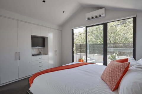 Middle Park In Vogue - Rejuvenate Stays - Accommodation Resorts 1