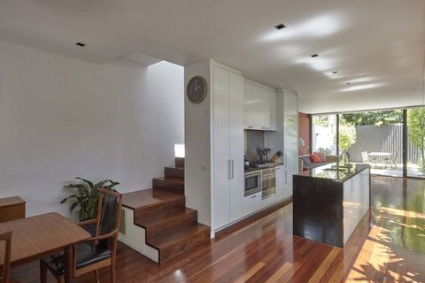 Middle Park In Vogue - Rejuvenate Stays - Accommodation Resorts 4