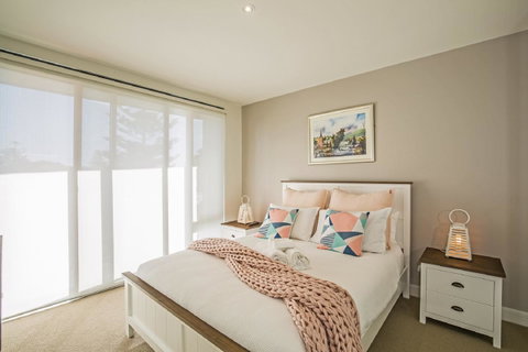 C-Scape Esplanade Cowes - Accommodation Resorts 15