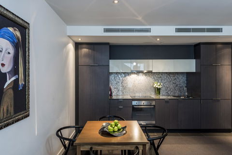 Apartments @ 133 City - Accommodation Resorts 19