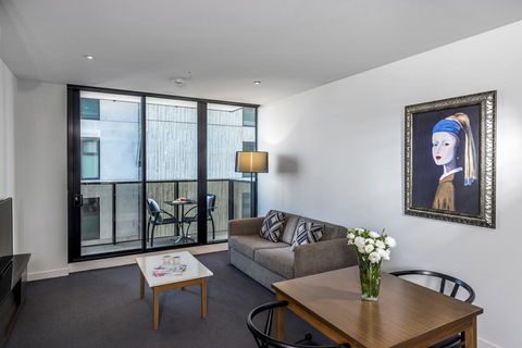 Apartments @ 133 City - Accommodation Resorts 7