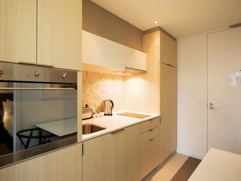 Apartments @ 133 City - Accommodation Resorts 12