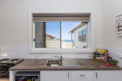 Cottages For Couples - Accommodation Resorts 11