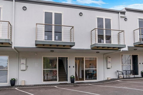 Apartments 521 - Accommodation Resorts 20