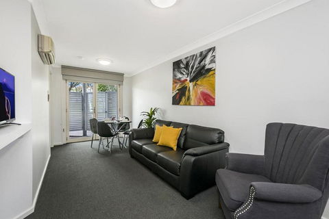 Apartments 521 - Accommodation Resorts 8