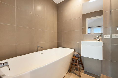 Salt Loft - Accommodation Resorts 5