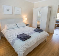 The Blue Door Villa - Accommodation Resorts