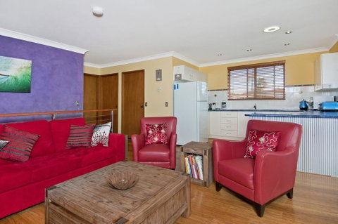 THE BOARDROOM ON BANKSIA - 11 Banksia Ave Bonny Hills - Accommodation Resorts 0