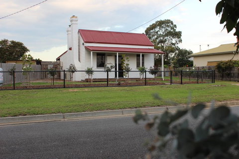 The Cottage - Accommodation Resorts 0