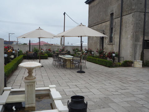 The Customs House B & B - Accommodation Resorts 2