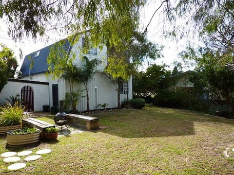 The Doo Drop Inn - Accommodation Resorts 3