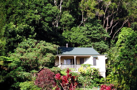 The Falls Montville - Accommodation Resorts 0