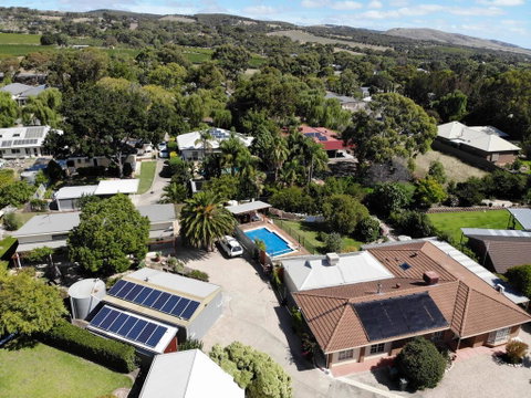 The Grape And Olive At Willunga - Accommodation Resorts 1