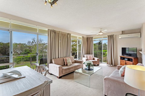 The Helm, Unit 1, 22 Voyager Close - Accommodation Resorts 0