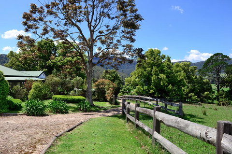 The Laurels B&B - Accommodation Resorts 3