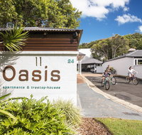 The Oasis Apartments and Treetop Houses - Accommodation Resorts
