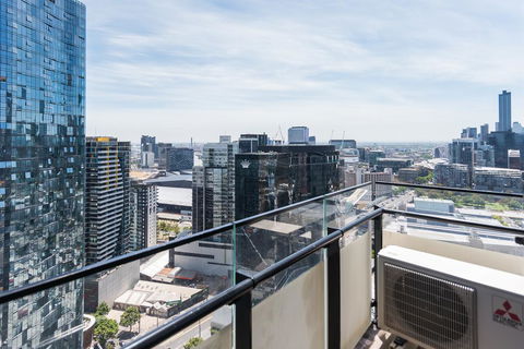 The Platinum Apartment In Melbourne - Accommodation Resorts 2
