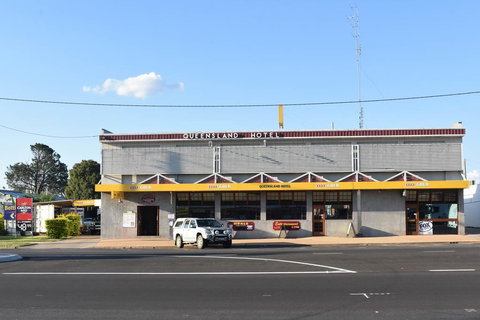 The Queensland Hotel - Accommodation Resorts 0