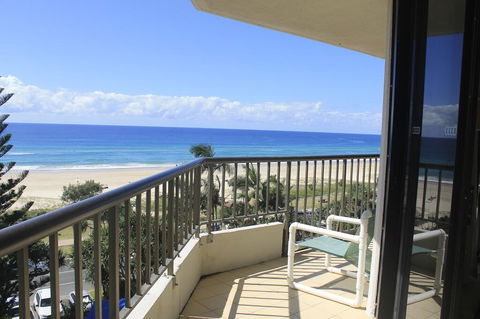 The Rocks Resort - Official - Accommodation Resorts 3