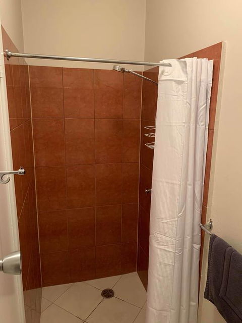 The Royal Motel - Accommodation Resorts 2