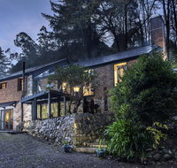 The Stone on the Hill - 3 bedroom house - Accommodation Resorts