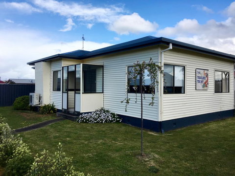 The Tickled Trout - Accommodation Resorts 1