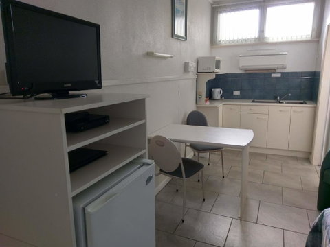 The Tree Motel - Accommodation Resorts 3