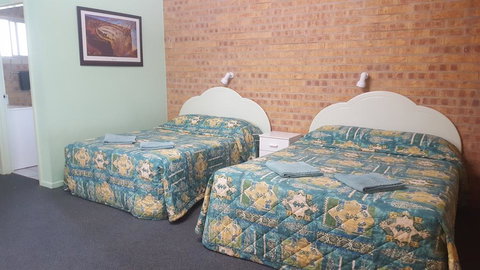 Tiaro Motor Inn - Accommodation Resorts 0