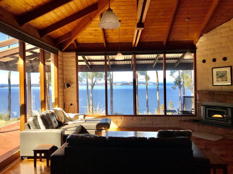 Tinderbox Cliff House - Accommodation Resorts 1