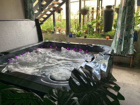Tranquil Spa Retreat - Accommodation Resorts 1