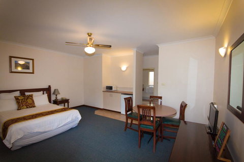 Tree Top Walk Motel - Accommodation Resorts 3