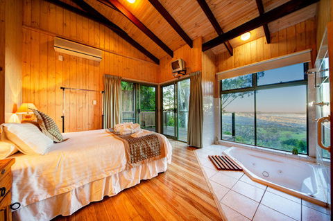 Treetops Seaview Montville - Accommodation Resorts 3