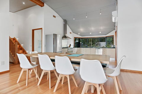 Tura Tree House - Accommodation Resorts 2