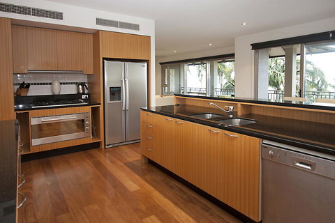 U 12 Santai - Accommodation Resorts 2