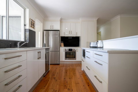 Underwood Road 62 - Accommodation Resorts 2