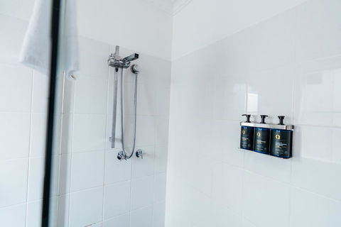 UNO Hotel Sydney - Accommodation Resorts 2