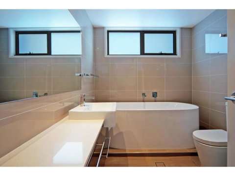 Utopia Apartment - Accommodation Resorts 2