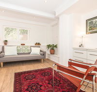 Vibrant Oversized Studio in Leafy Balgowlah - Accommodation Resorts