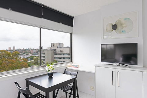 Views To Die For// Studio Rushcutters Bay // Free Parking - Accommodation Resorts 3