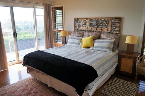 Villa With Views & Pool - Accommodation Resorts 3