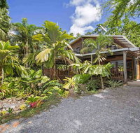 Villa Zena - Accommodation Resorts