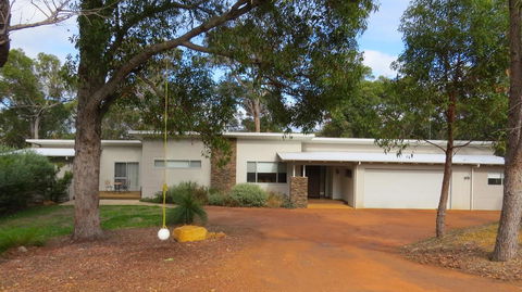 Vintners - More Space For You To Enjoy! - Accommodation Resorts 2