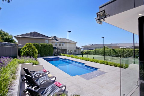 Vue De La Mer Luxury Family Retreat With Tennis Court, Pool, Spa, Water Views - Accommodation Resorts 0
