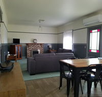 Wagga Wagga Country Cottages - Accommodation Resorts