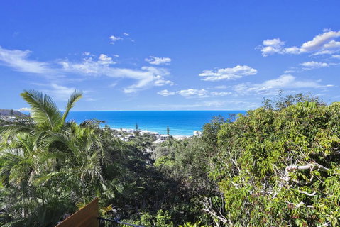Walking On Sunshine - Accommodation Resorts 1