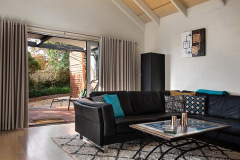 Walnut Chalet 4 - Accommodation Resorts 0